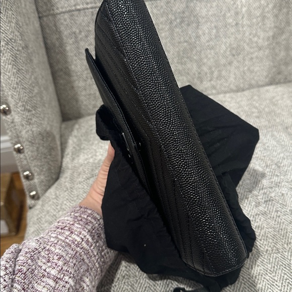 Yves Saint Laurent Black Shoulder Bag - Picture 8 of 13